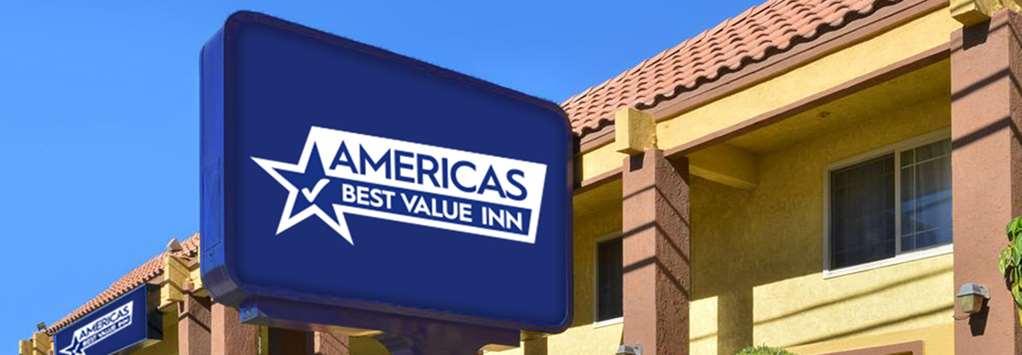Texas Inn & Suites Pharr/San Juan Exterior foto